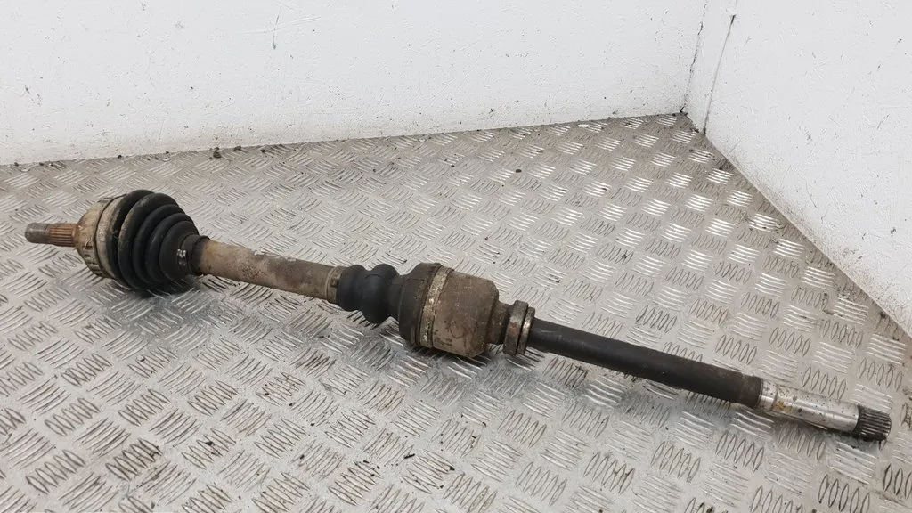 Citroën Xsara (N1) Hatchback 1.9TD X,SX,Exclusive (XUD9TE(DHY)) DRIVE SHAFT RIGHT FRONT 2000 Citroën Xsara (N1) Hatchback 1.9TD X,SX,Exclusive (XUD9TE(DHY)) DRIVE SHAFT RIGHT FRONT 2000