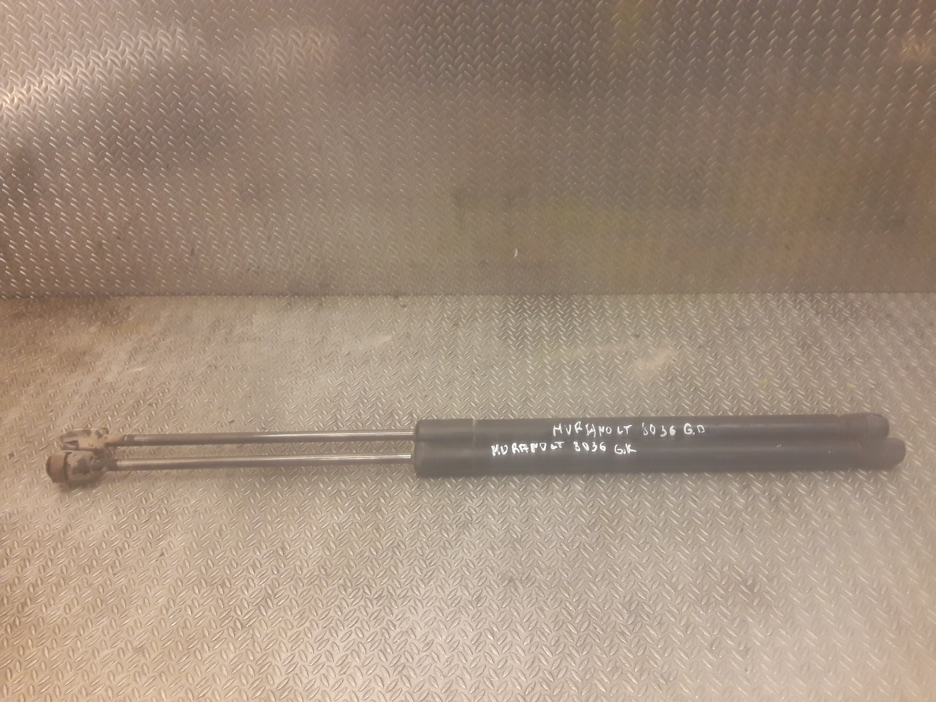 Nissan Murano (Z50) SUV 3.5 V6 24V 4x4 (VQ35DE) GAS STRUT LEFT REAR 2006 90450CB801/90451CB801 90450CB801|NISSAN